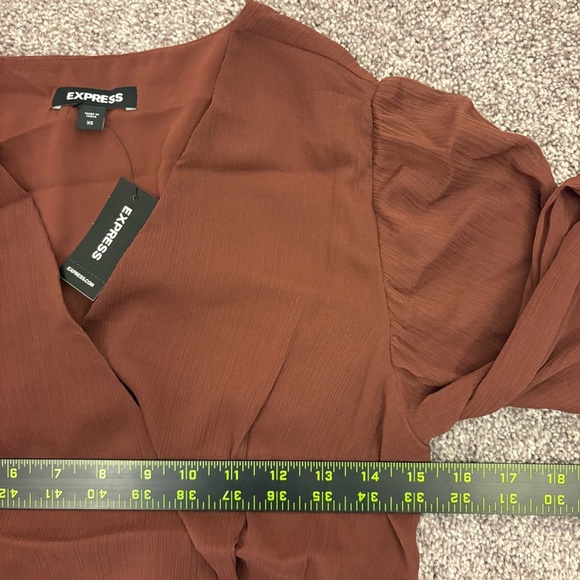 Express Womens Top Size XS V-Neck Faux Wrap Tie Waist Long Sleeves Lined NWT $54 - Picture 10 of 16